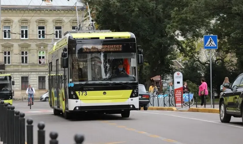 Тролейбуси Львівська змінюють маршрути