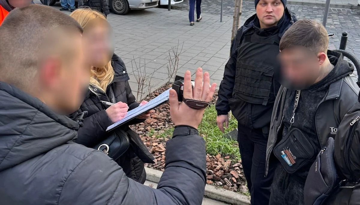 У Львові засудили військового за напад на перехожого