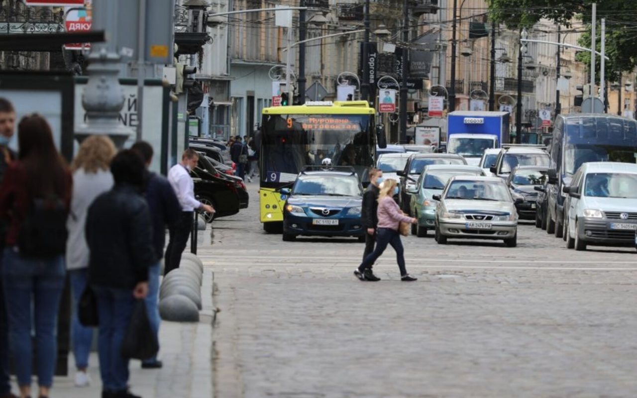 Львів готується до святкування: як зміниться рух транспорту в місті