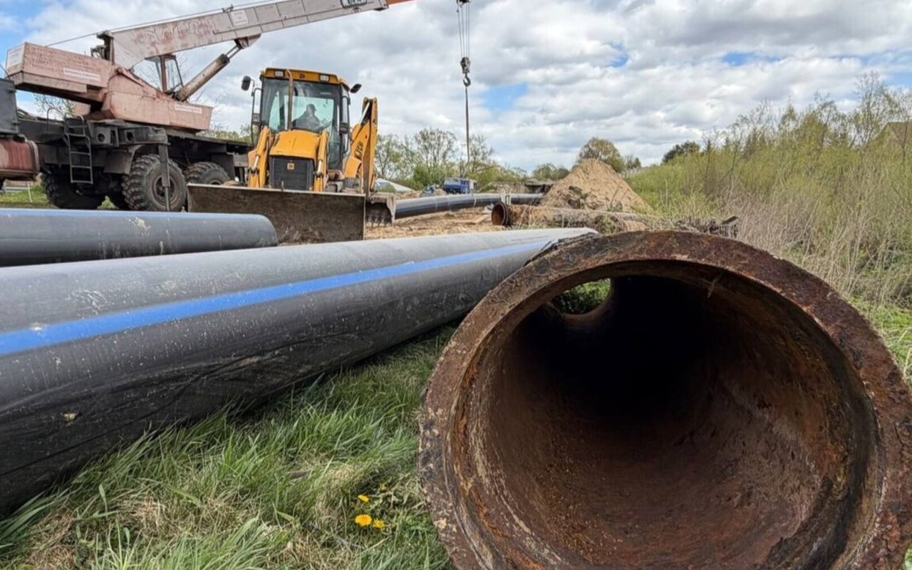 Львів: Домажир оновлює водогін після аварії