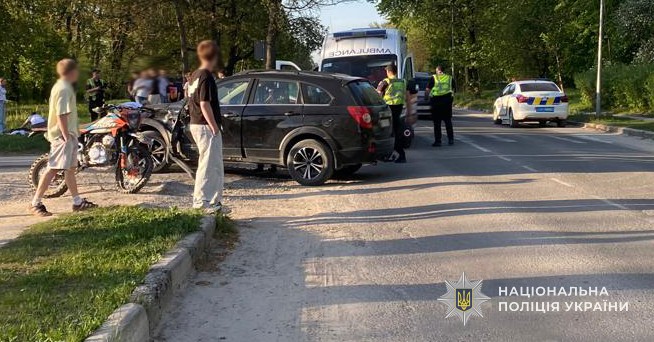 ДТП у Львові: 12-річний мотоцикліст травмований
