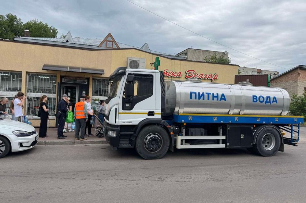 Львів без води: де підвезуть воду сьогодні