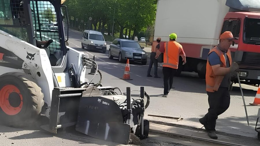 Львів: ремонтні роботи на Левандівській